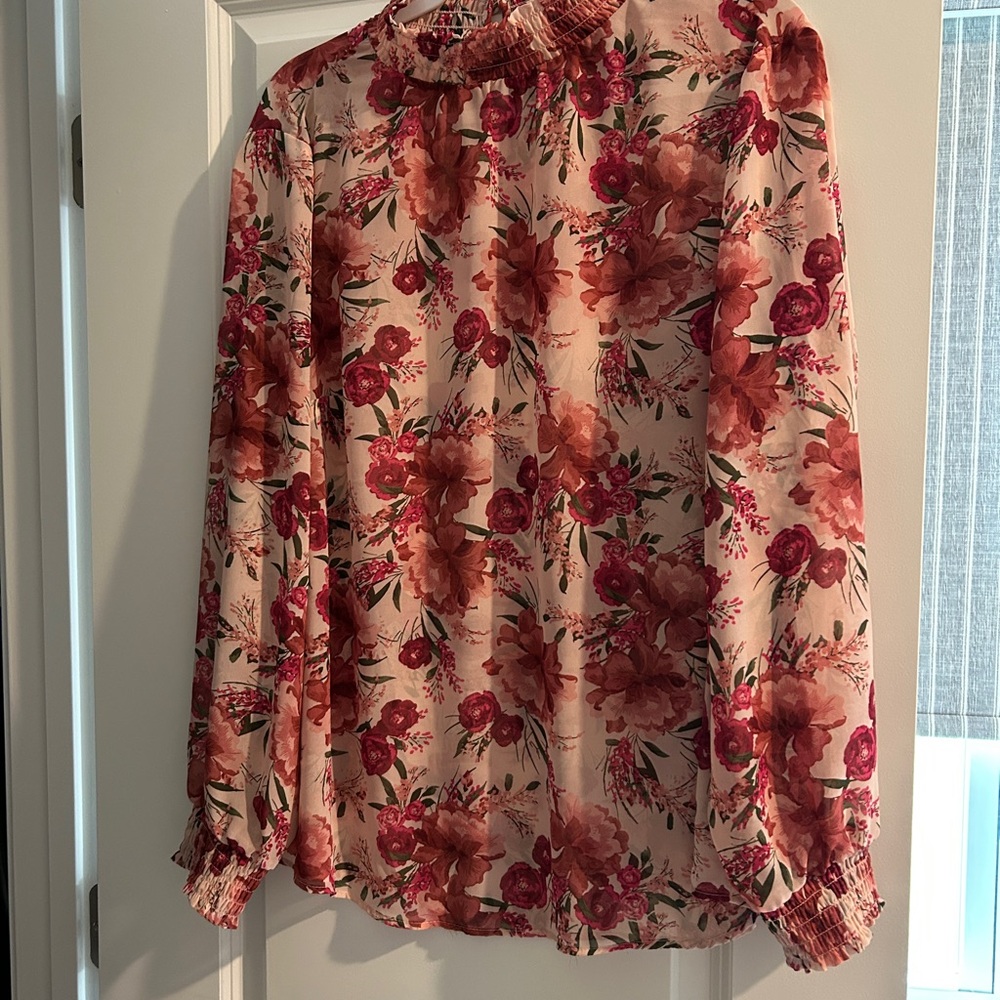 Torrid sheer Floral Print Women's Top, size 1